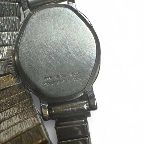 VTG Women's TIMEX Windup Watch Silver Tone Untested - Picture 5 of 5